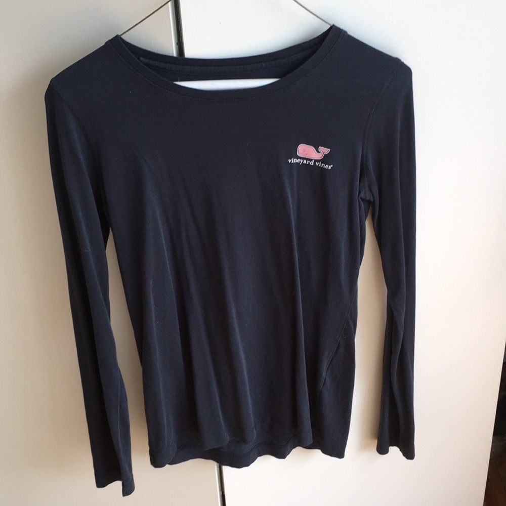 Vineyard Vines navy long sleeve shirt xs